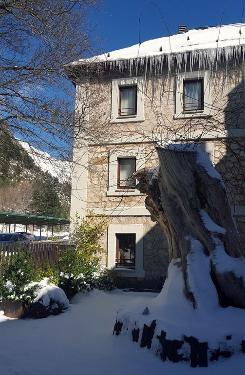 Hotel Santa Cristina Petit Spa Canfranc Ngoại thất bức ảnh