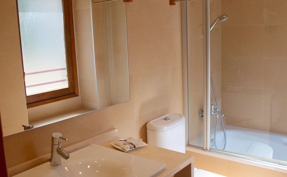 Hotel Santa Cristina Petit Spa Canfranc Ngoại thất bức ảnh