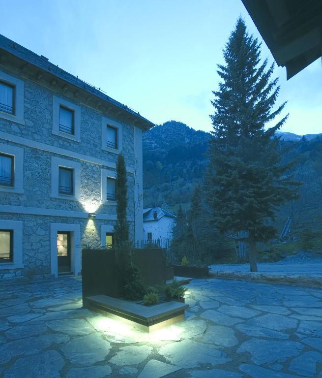 Hotel Santa Cristina Petit Spa Canfranc Ngoại thất bức ảnh