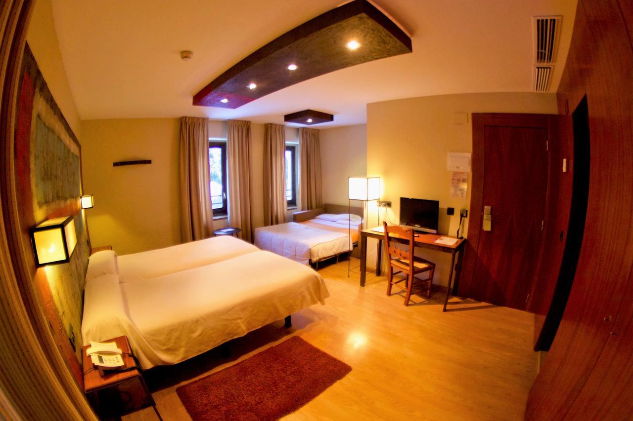 Hotel Santa Cristina Petit Spa Canfranc Ngoại thất bức ảnh