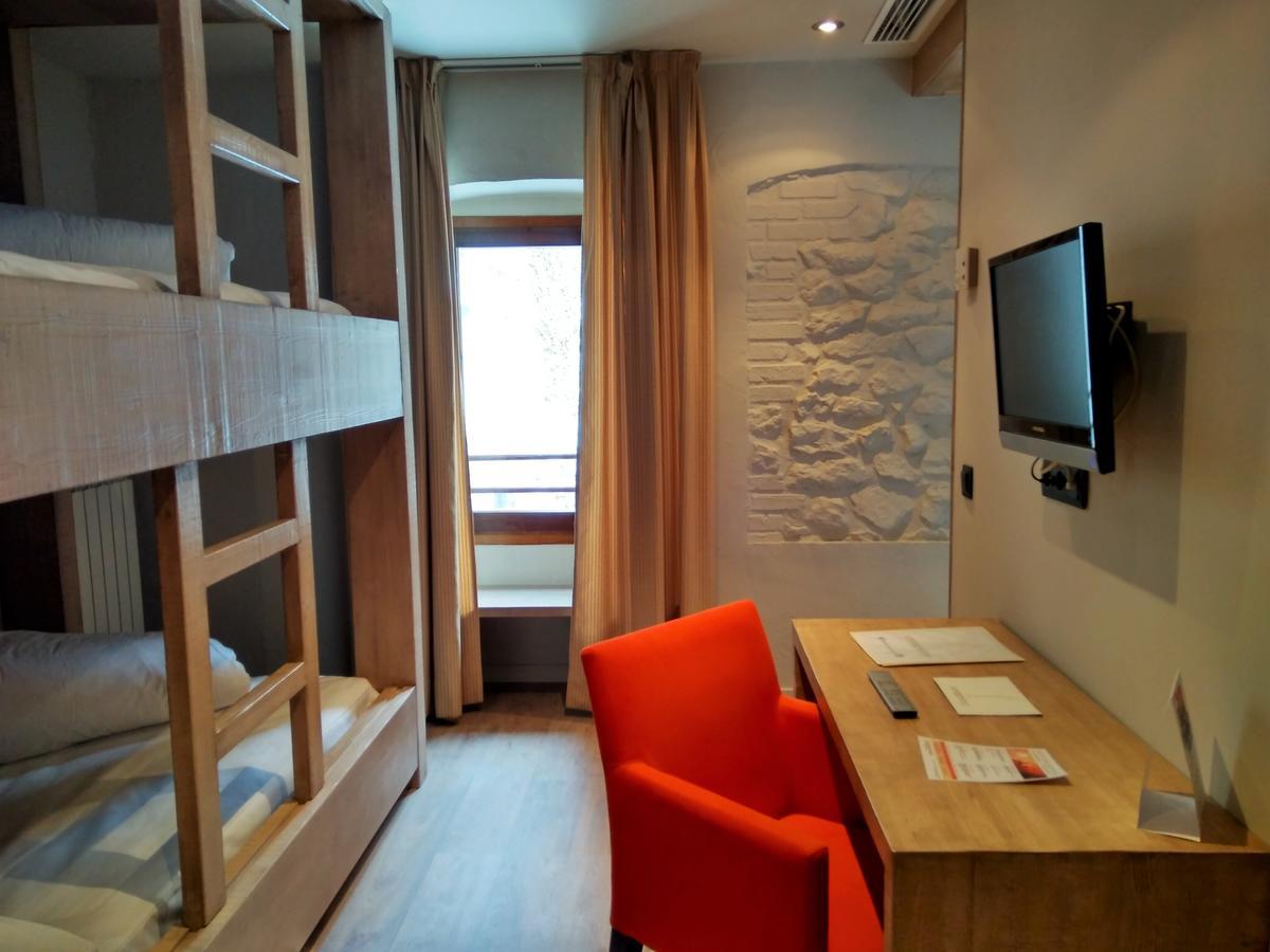Hotel Santa Cristina Petit Spa Canfranc Ngoại thất bức ảnh