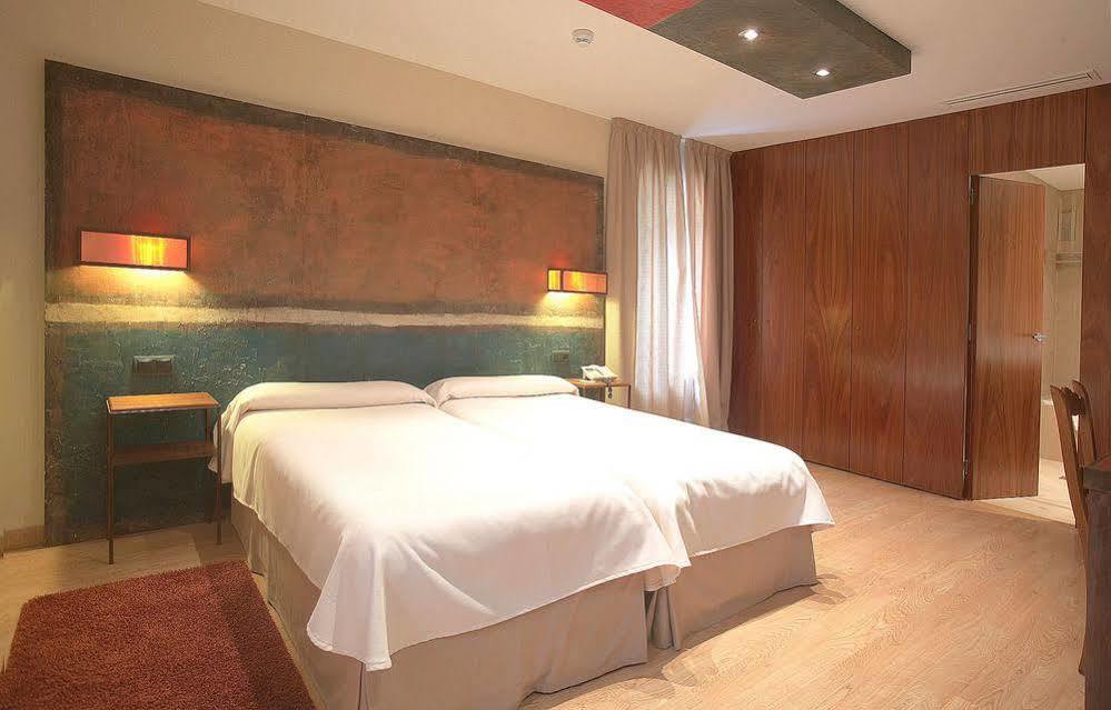 Hotel Santa Cristina Petit Spa Canfranc Ngoại thất bức ảnh